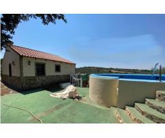 LA GRANJUELA - Parcela de terreno de 3230 m2 con casa de 130 m2 con buhardilla y piscina