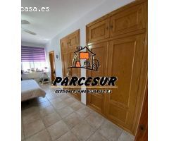 URBANIZACION EL  PARAMO - Hipotecable - Parcela de 1.500 m2 con 2 casas y 2 piscinas.