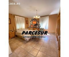 URBANIZACION EL  PARAMO - Hipotecable - Parcela de 1.500 m2 con 2 casas y 2 piscinas.