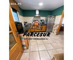 URBANIZACION EL  PARAMO - Hipotecable - Parcela de 1.500 m2 con 2 casas y 2 piscinas.