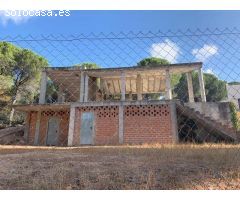 ZONA LAS JARAS - Parcela de 1500 m2 con casa en construcción de 270 m.