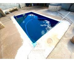 ZONA MAJANEQUE -Parcela de 1000m2 con casa que cada planta son 2  viviendas individuales. PISCINA