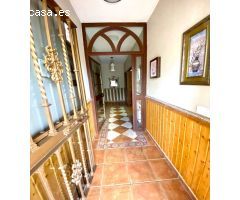 ZONA MAJANEQUE -Parcela de 1000m2 con casa que cada planta son 2  viviendas individuales. PISCINA