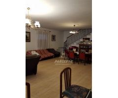 ZONA CAMPIÑUELA BAJA- Parcela de 1250 con chalet compuesto por 2 viviendas independientes.