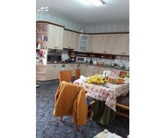 ZONA CAMPIÑUELA BAJA- Parcela de 1250 con chalet compuesto por 2 viviendas independientes.