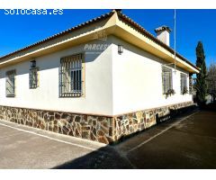 ZONA AEROPUERTO, PARCELA DE 900m² CON BONITA CASA DE UNOS 120m²