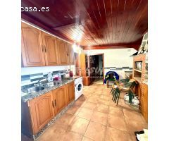 ZONA HIGUERON - Parcela de 1.100m con casita, piscina y trastero