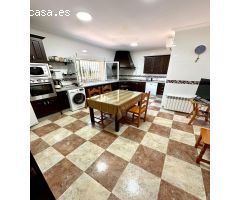 Zona Villarrubia - HIPOTECABLE - parcela de terreno de 2000m² con vivienda de 180 m² y piscina.