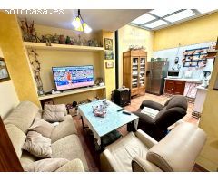 SE VENDE CASA EN ZONA COLONIA DE LA PAZ