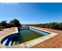 ESPECTACULAR CASA EN CUEVAS BAJAS!!!  NO HIPOTECABLE