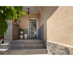???? ¡Descubre tu Villa de lujo en Otura! Chalet Independiente con Piscina Privada ????