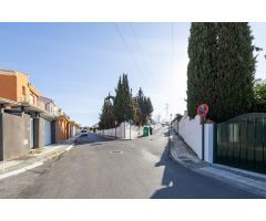 CHALET INDEPENDIENTE EN ESQUINA LOMA VERDE