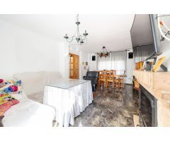 CHALET INDEPENDIENTE EN ESQUINA LOMA VERDE