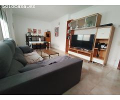 Acogedor piso en Sant Andreu de la Barca con patio y ascensor