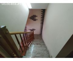 Oportunidad única para inversores:  Casa unifamiliar de 3 plantas en el corazón de Masquefa