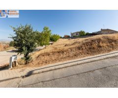 Venta de solar urbano de 258 m2 en Otura (Granada)