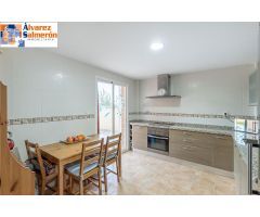 PRECIOSO CHALET EN ATARFE