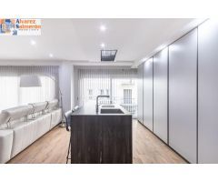 ¡MAGNIFICO PISO REFORMADO CON TODO LUJO DE DETALLES EN PLENO CENTRO... PLAZA DEL CAMPILLO!