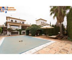 ESPECTACUALR CHALET EN CAJAR