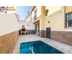 OPORTUNIDAD ÚNICA EN HUÉTOR VEGA – CHALET PAREADO CON PISCINA!