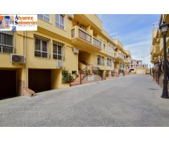 Armilla. Vivienda unifamiliar adosada. 3 dormitorios. 2 baños. 1 aseo.