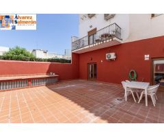 Piso con terraza privada de 51?m² en Los Ogíjares .