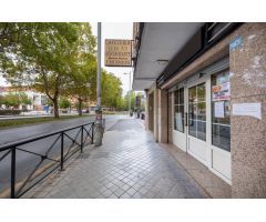 Local comercial en Avenida de Madrid