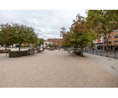 Local comercial en Avenida de Madrid