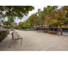 Local comercial en Avenida de Madrid