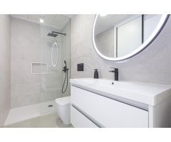 Piso planta baja amueblado ,equipado ,jardín 42m2, garaje incluido!!!