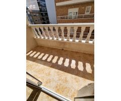 Tu Piso de 4 dormitorios + garaje en el centro de Torrevieja. Paralela a Caballero de Rodas