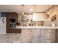 Casa de pueblo completamente reformada con 3 dormitorios