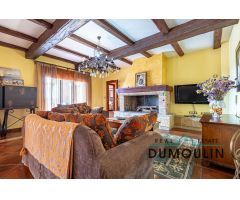 Gran villa de 516m2 de vivienda y 10.791m2 de parcela!! En Los Montesinos!!