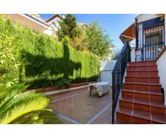 CASA PAREADA EN GRANADA