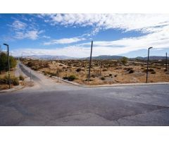 SUELO RESIDENCIAL EN SANTA CLARA GOLF (OTURA-GRANADA)