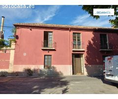 GRAN CASA EN HUETOR VEGA