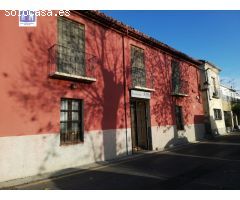 GRAN CASA EN HUETOR VEGA