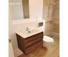 EN VENTA LUMINOSO PISO EN PRIMERA LINEA DE MAR