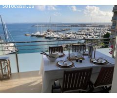 PISO CON TERRAZA Y VISTAS EN PASEO MARITIMO
