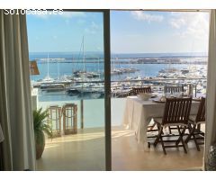 PISO CON TERRAZA Y VISTAS EN PASEO MARITIMO