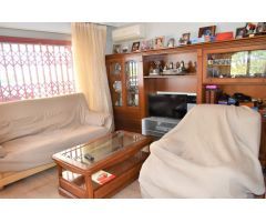 Chalet con jardin y piscina en Oliva