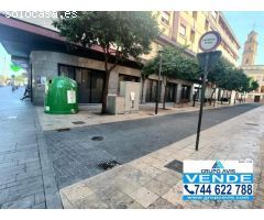 Local comercial en Paseo Germanias de Gandia