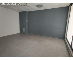 Local comercial en Paseo Germanias de Gandia