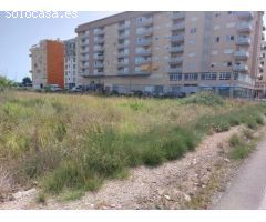 Solar de 470 m2 en Oliva