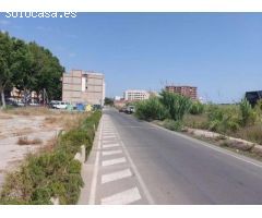Solar de 470 m2 en Oliva