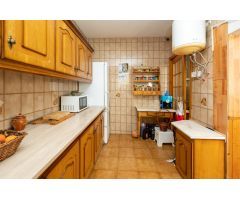 GRAN CASA CON ESTILO EN EL CENTRO DE DÚRCAL