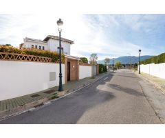 VILLA EXCLUSIVA EN OTURA