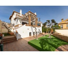 VILLA EXCLUSIVA EN OTURA
