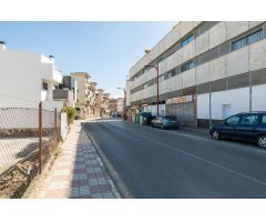 VENTA DE LOCAL COMERCIAL EN ARMILLA JUNTO IGLESIA SAN MIGUEL