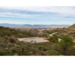 EN VENTA TERRENO URBANO EN LA ZUBIA CON VISTAS